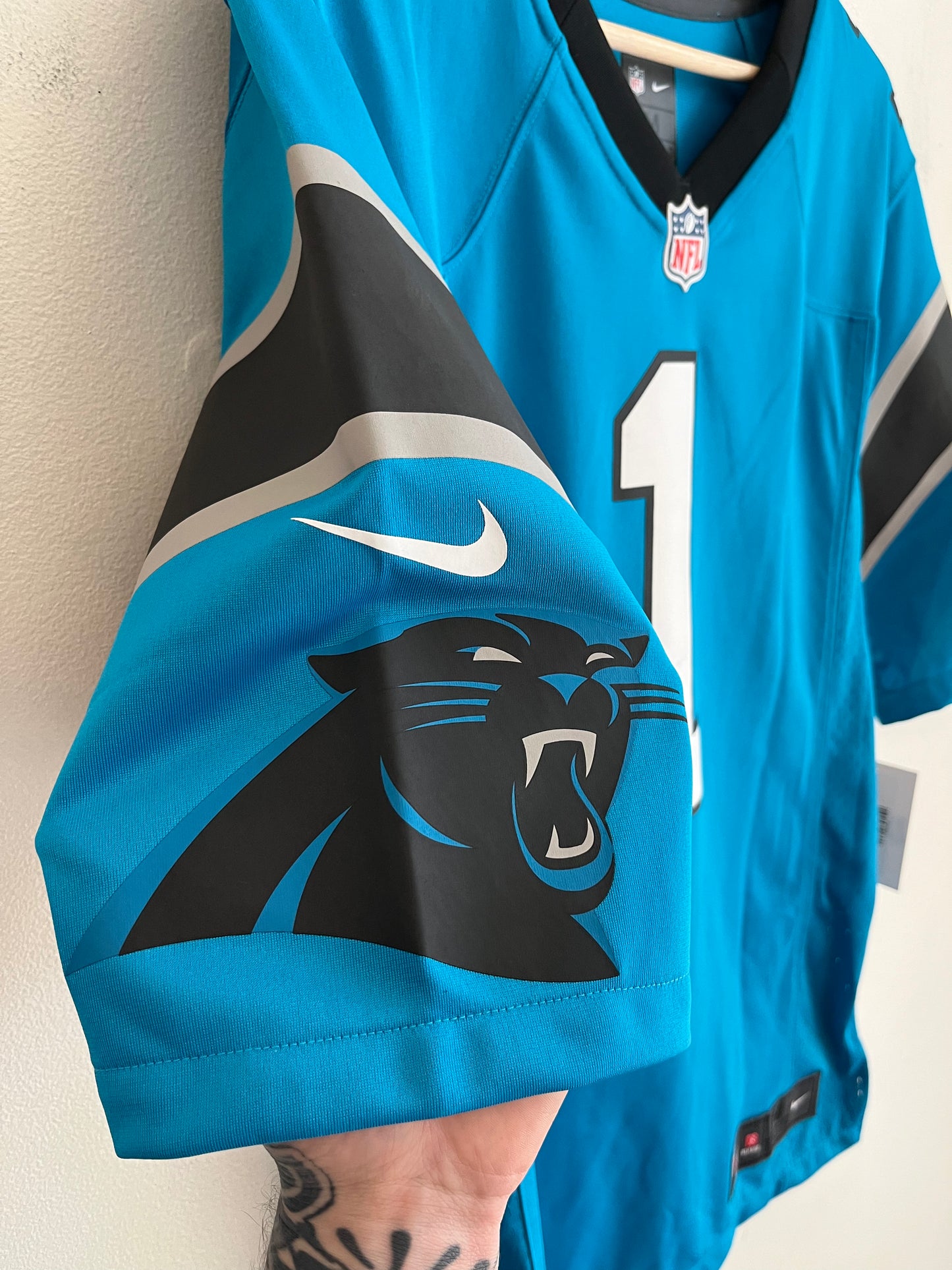 2010s Carolina Panthers Cam Newton Electric Blue Nike Jersey (M)