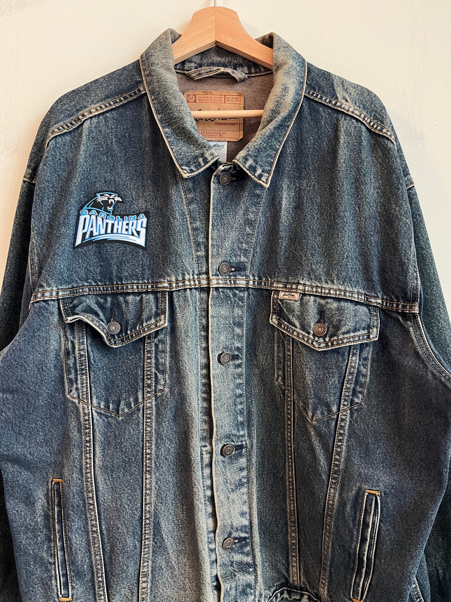 00s Carolina Panthers Faded Custom Levi Jacket (XXL)