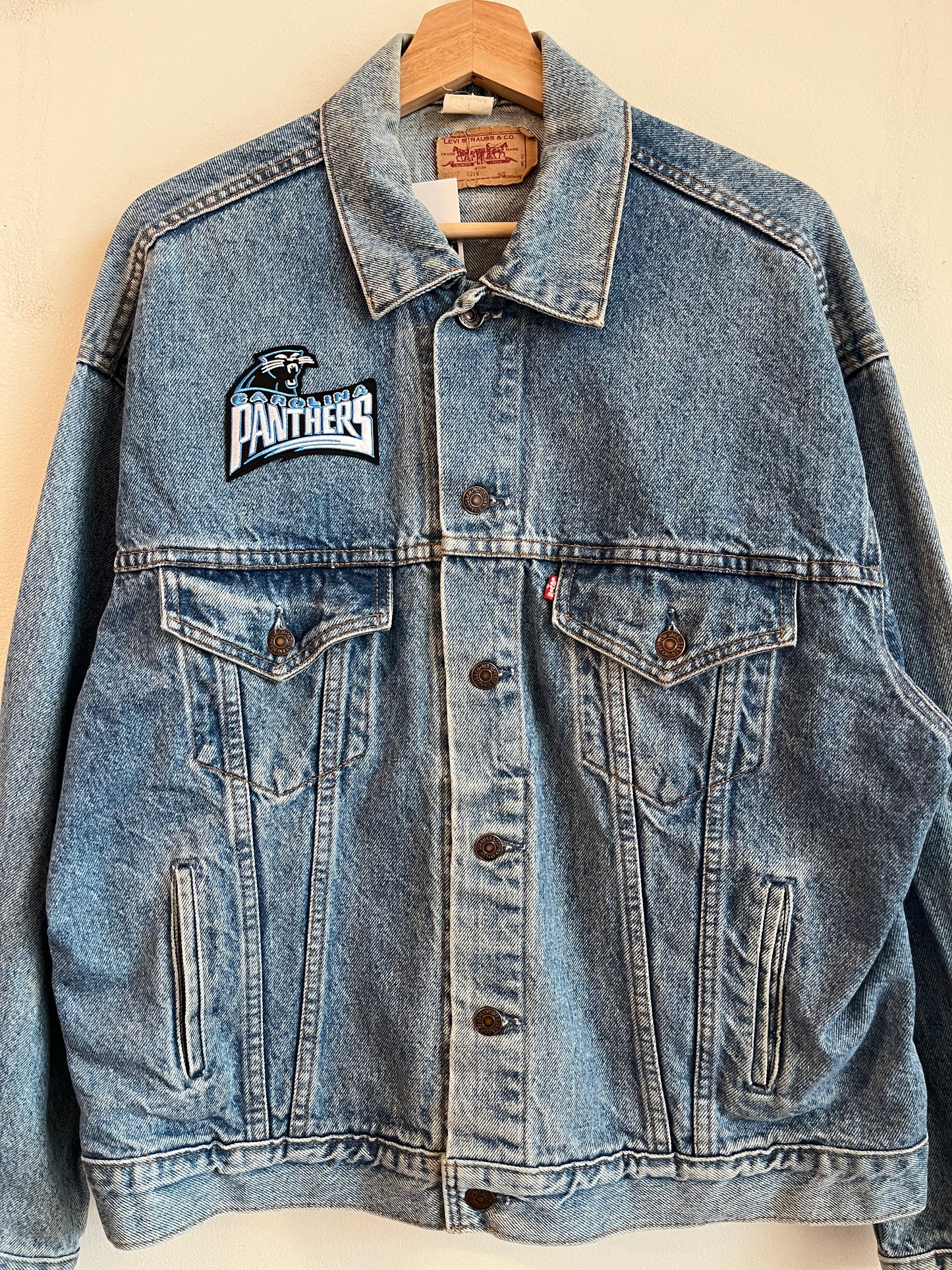 90s Carolina Panthers Light Washed Custom Levi Jacket (L)