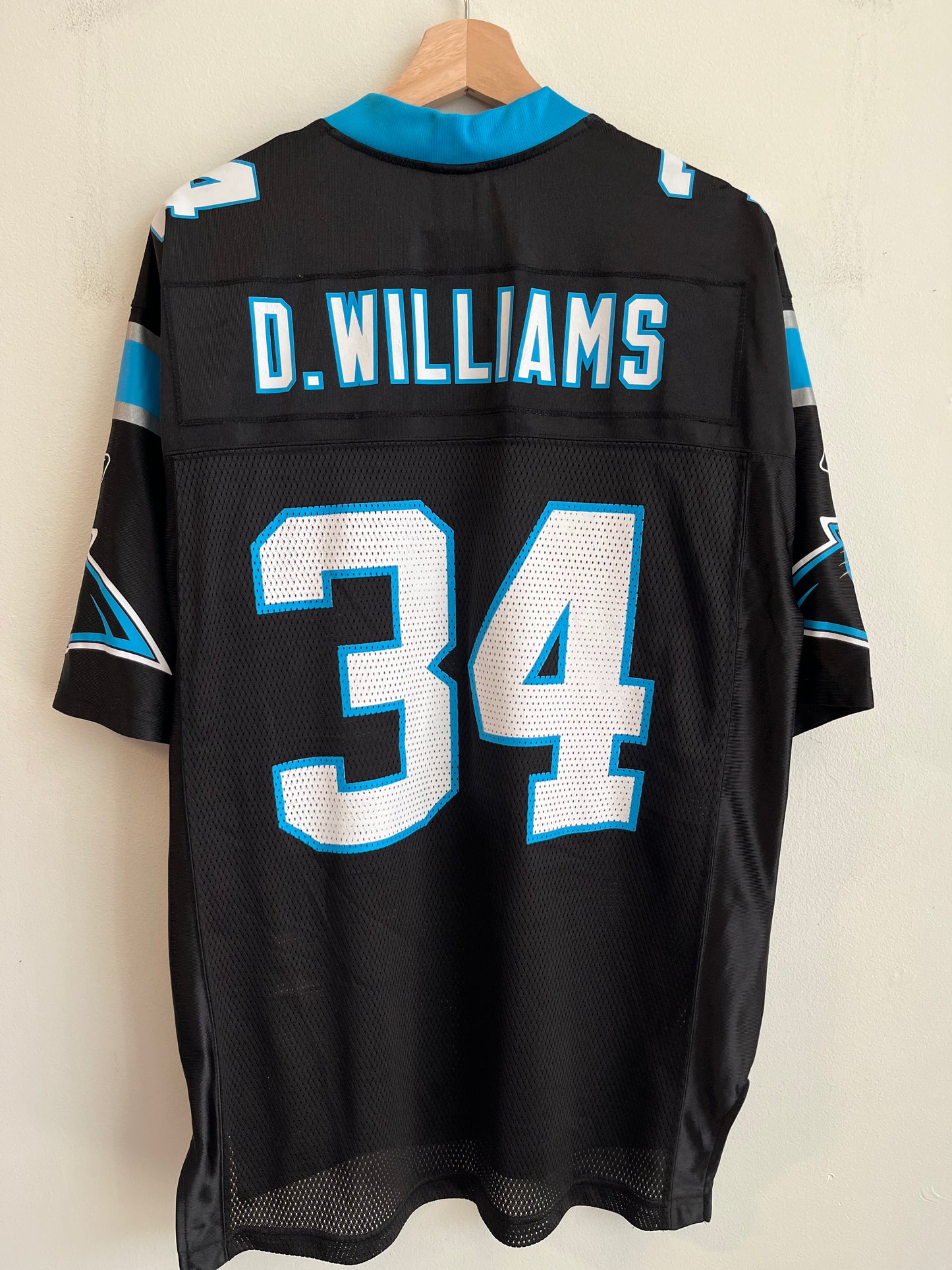 00s Carolina Panthers DeAngelo Williams Reebok Home Jersey (M)