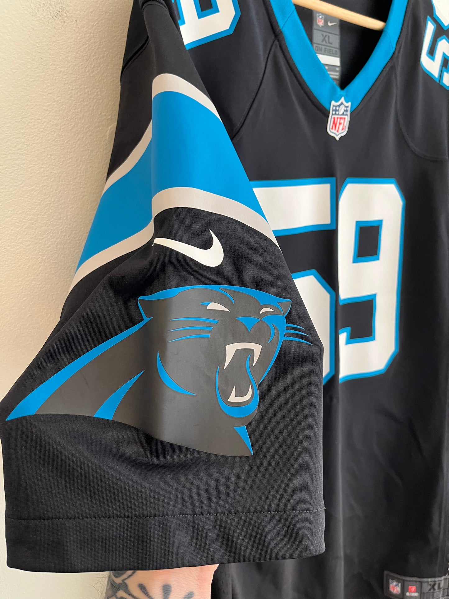 2010s Carolina Panthers Luke Kuechly Nike Home Jersey (XL)