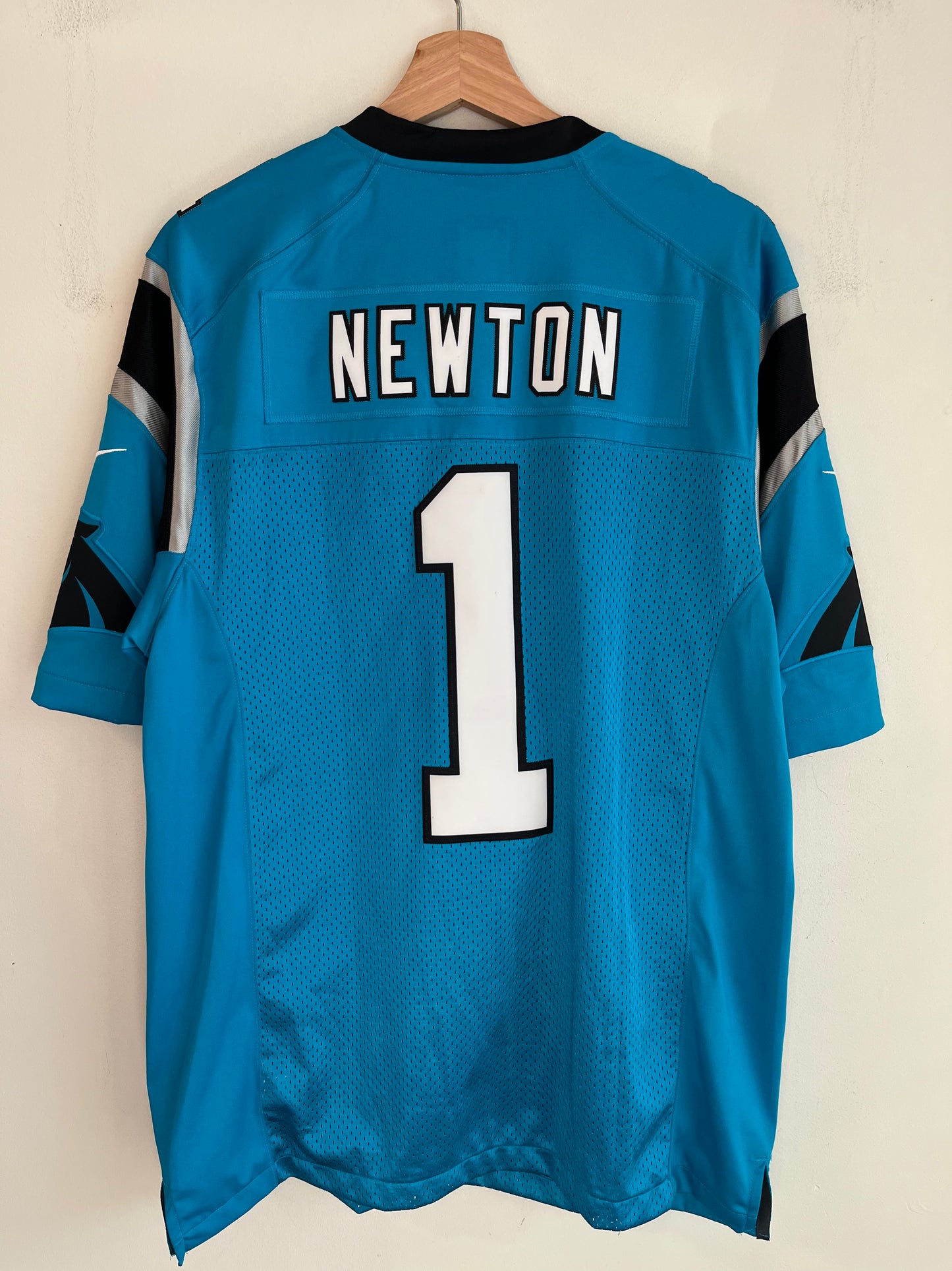 2016 Carolina Panthers Cam Newton Nike Blue Stitched Jersey (M)