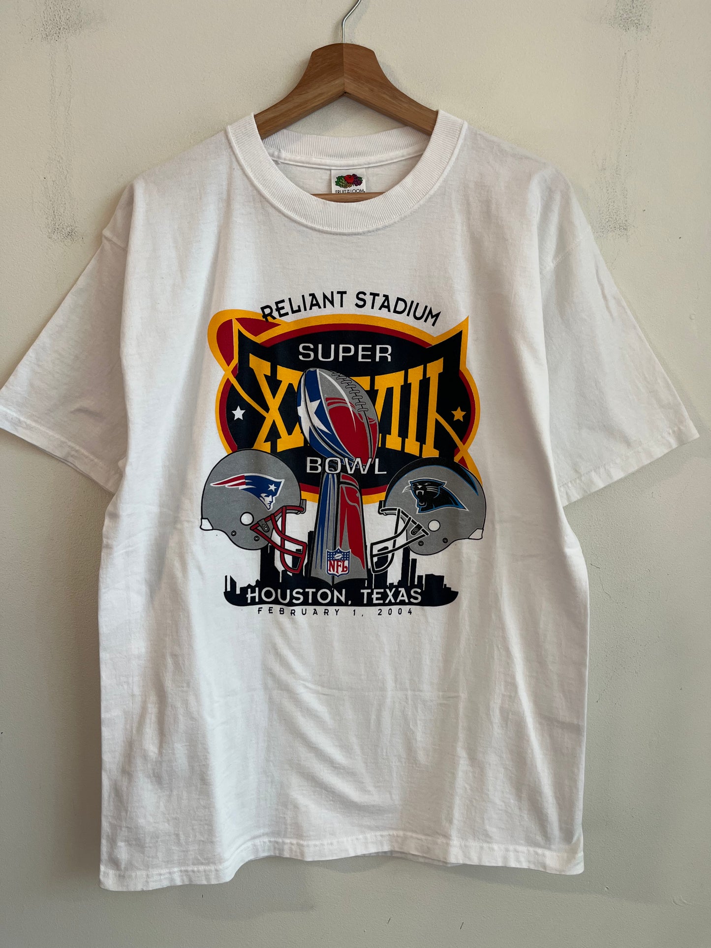 2003 Carolina Panthers vs New England Patriots Super Bowl Reliant Stadium Tee (L)