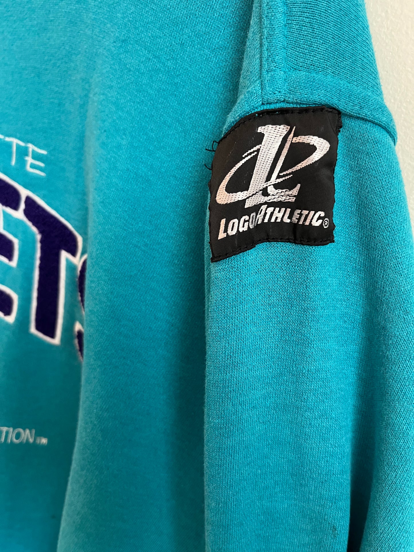 1990s Charlotte Hornets Logo Athletic Crewneck (L)