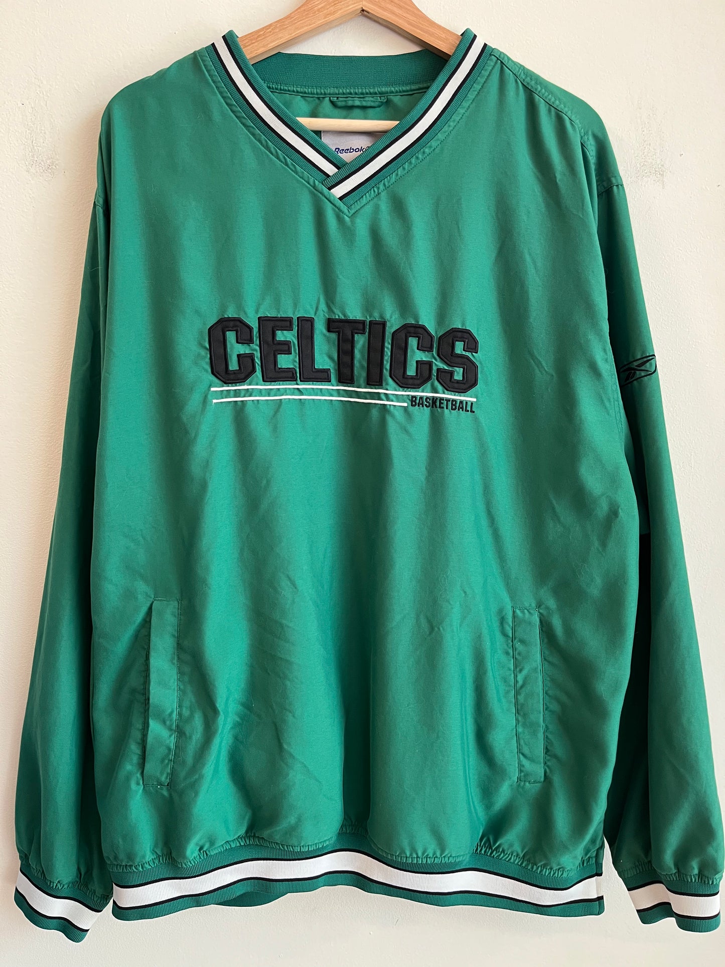2000s Boston Celtics Reebok Green Windbreaker (L)